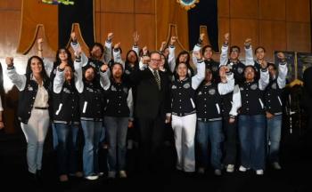 Rector de la UNAM recibe a m&aacute;s de 85 mil estudiantes de nuevo ingreso y defiende la autonom&iacute;a universitaria