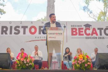 Becat&oacute;n entrega m&aacute;s de 4 mil becas en la GAM y alcanza las 30 mil en una d&eacute;cada