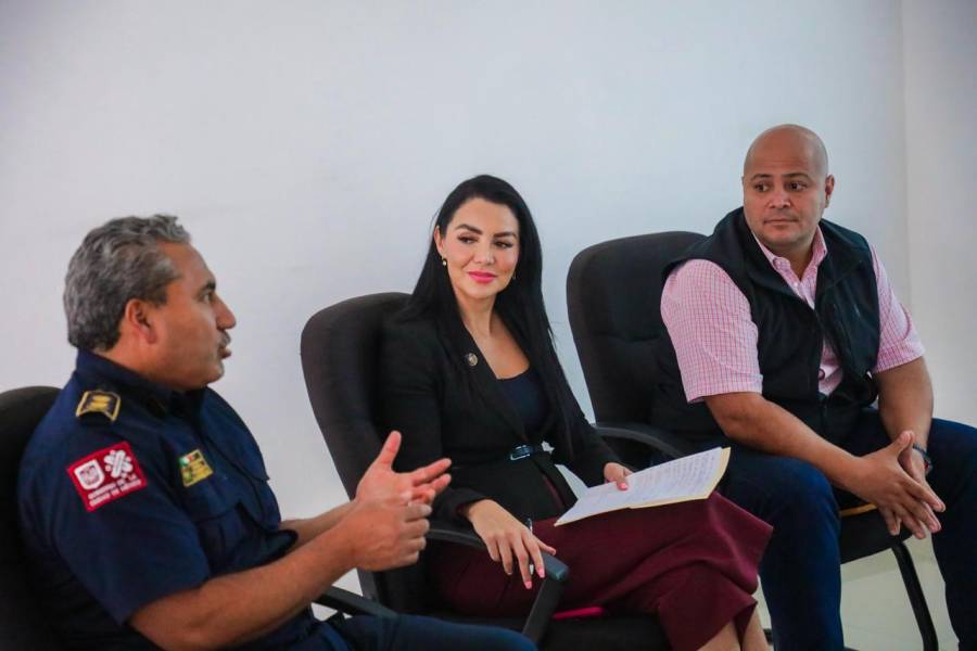 Vicecoordinadora de Morena, Gabriela Jiménez, encabeza reunión con el Heroico Cuerpo de Bomberos para fortalecer la atención a emergencias