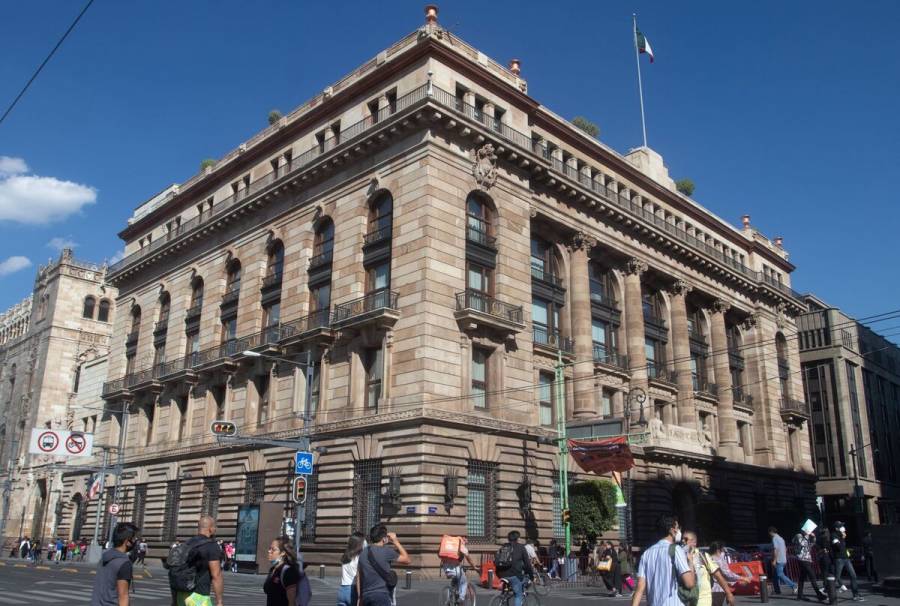 Banco de México celebra un siglo de historia y autonomía financiera