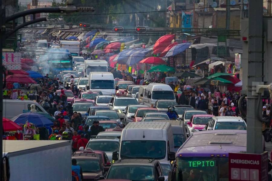 Mercancía asiática acapara el 20% del comercio en el Centro Histórico
