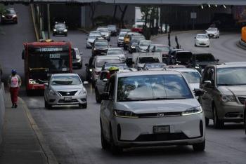 Hoy No Circula en CDMX y Edomex: ¿Qu&eacute; autos descansan este martes 26 de agosto?