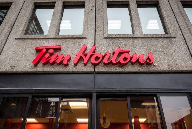 Presidente de Tim Hortons México enfrenta señalamientos por fraudes millonarios y cuenta con orden de aprehensión