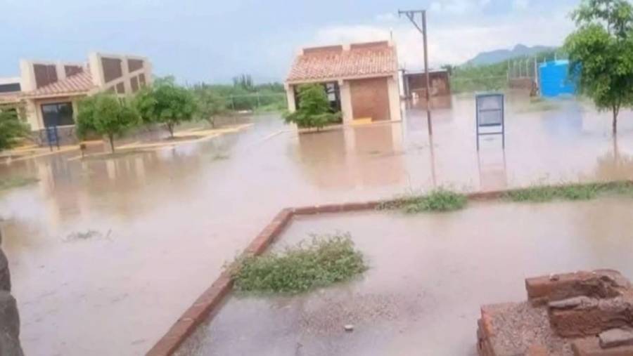 Universidad del Bienestar en Sonora queda fuera de servicio tras intensas lluvias