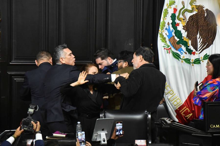 “Yo no me doblo, no me rajo ni me quejo”, dice Alito Moreno tras bronca con Noroña; asegura que éste lo provocó