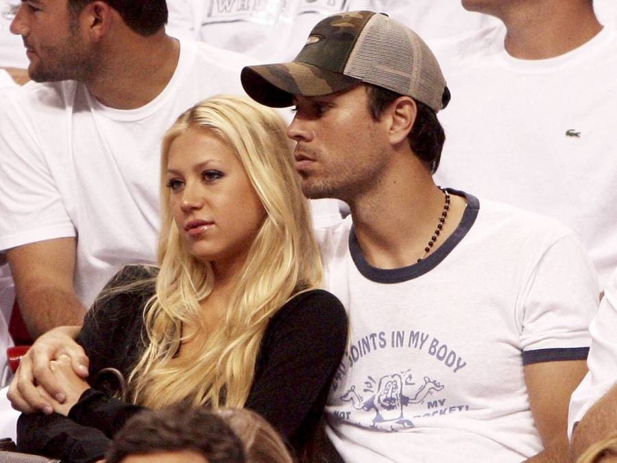 Enrique Iglesias y Anna Kournikova confirman que esperan a su cuarto hijo
