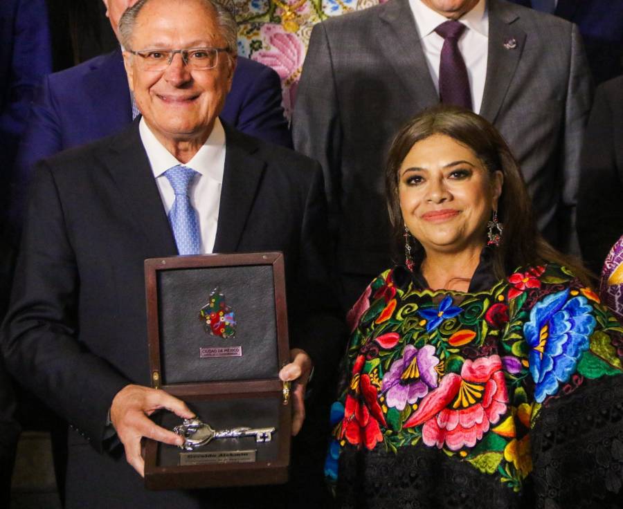 Clara Brugada entrega las Llaves de la CDMX al vicepresidente de Brasil, Geraldo Alckmin