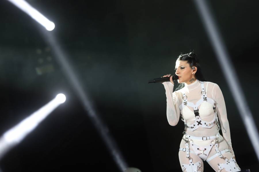 Inti, hija de Cazzu y Christian Nodal, reaparece en redes y cautiva con tierno momento musical