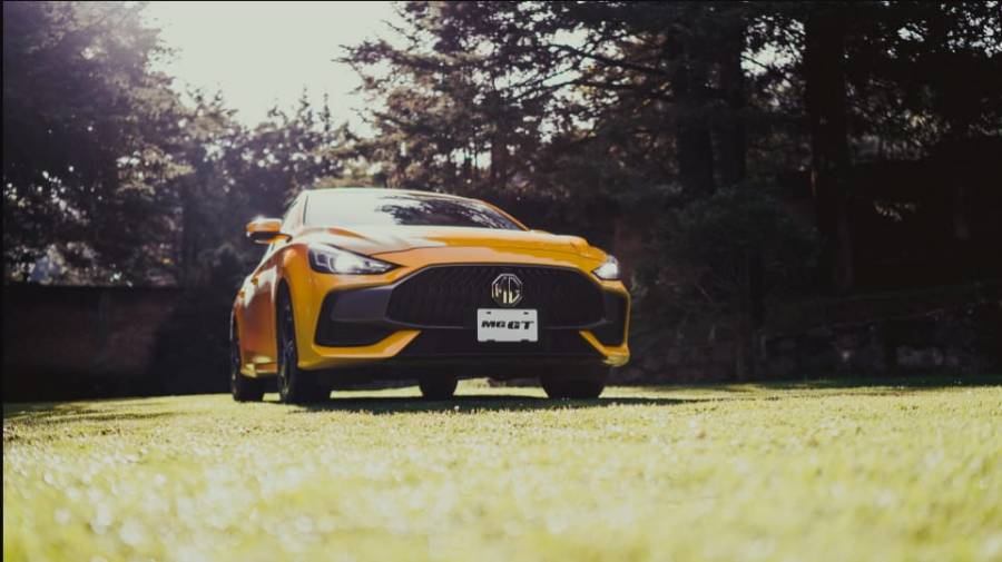 MG GT: un verano sobre ruedas con diseño, tecnología y seguridad