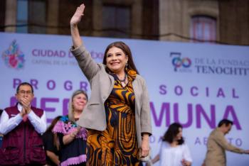 Clara Brugada entrega 25 mil vales Mercomuna; apoyan en la compra de alimentos y reactivan econom&iacute;a local