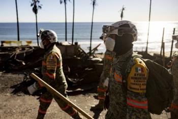 ICE deporta a dos bomberos mexicanos que combat&iacute;an incendios en Washington