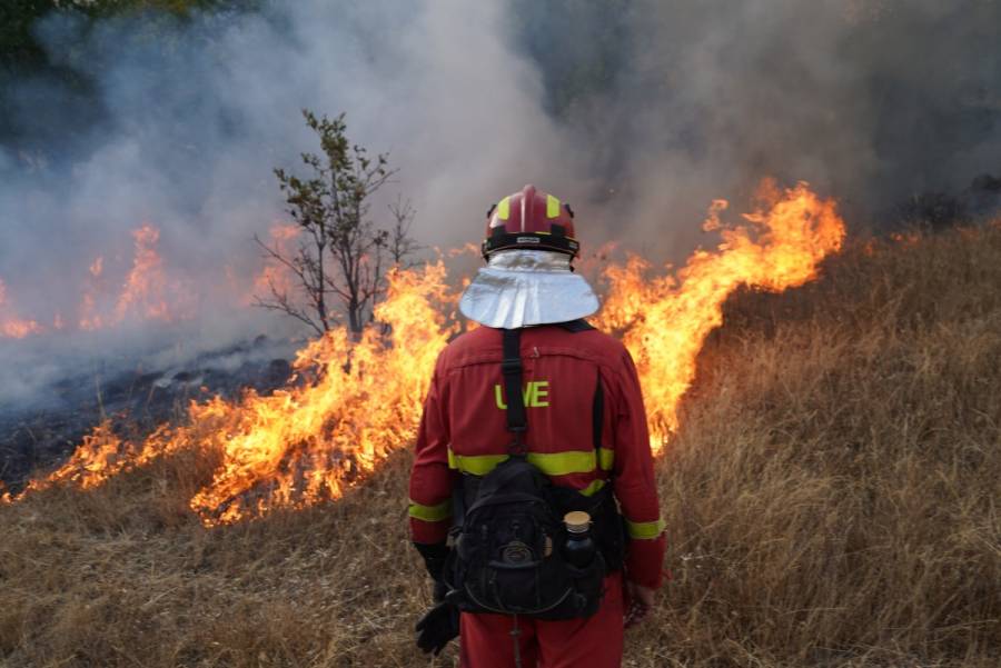 España da por finalizada la emergencia por la ola de incendios forestales