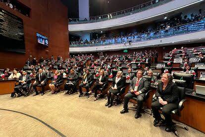 Acontecimiento histórico: Senado toma protesta a 900 jueces y magistrados electos en México