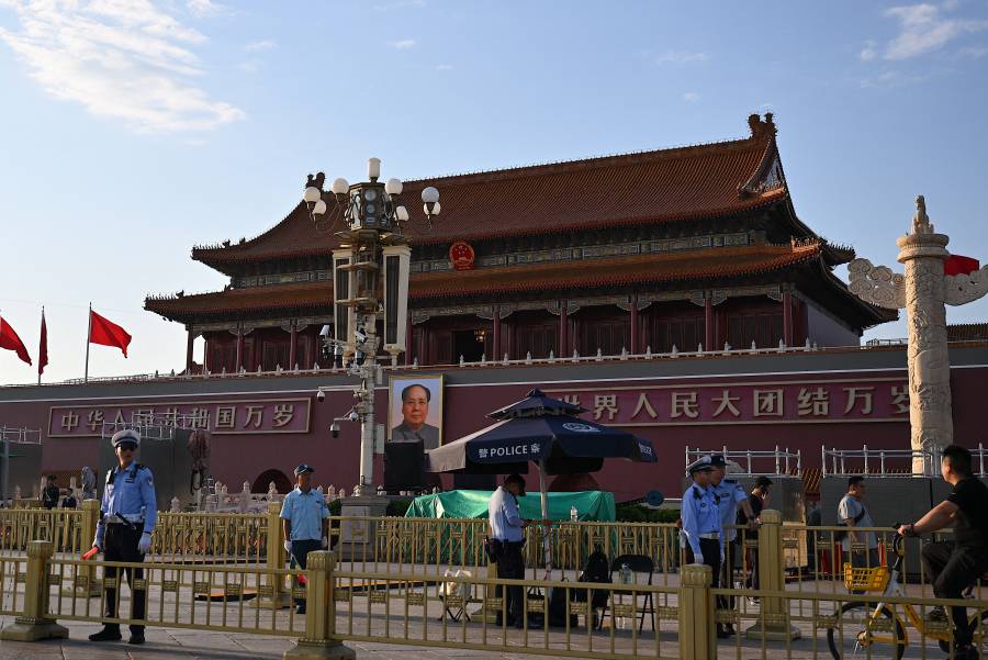 Misiles, drones y un l&aacute;ser, el nuevo arsenal que China prepara para su gran desfile militar