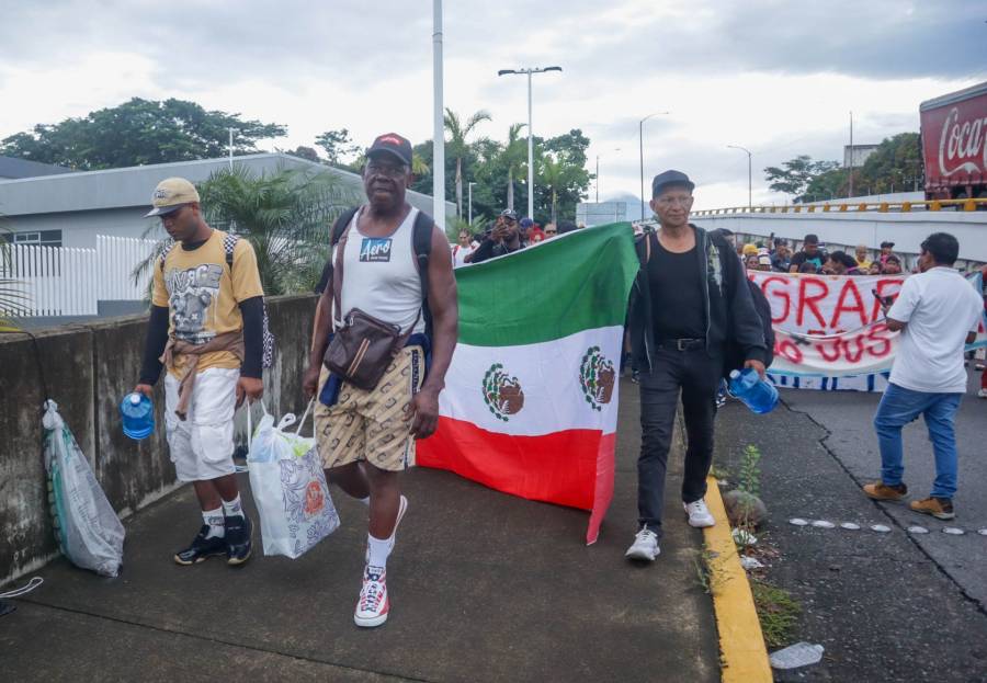 Sheinbaum destaca que con el programa ‘México te abraza’ se han atendido a más de 86 mil paisanos retornados