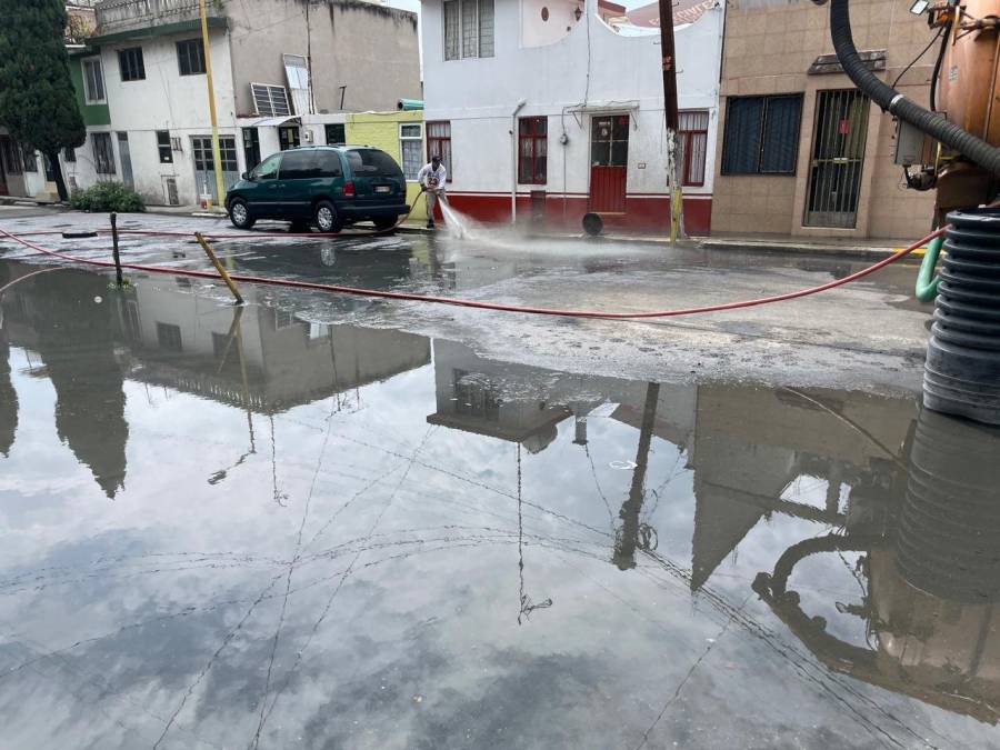 CDMX atiende 63 encharcamientos y caída de 10 árboles tras lluvias intensas