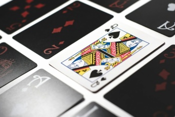 C&oacute;mo funcionan las ciegas en el poker