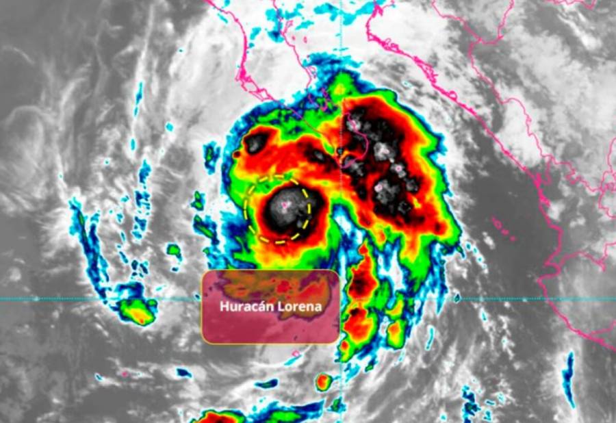 Huracán “Lorena” alcanza categoría 1 frente a costas mexicanas