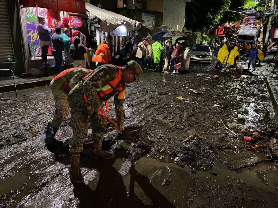 GobCDMX atiende 93 encharcamientos y 26 &aacute;rboles ca&iacute;dos, tras intensas lluvias del martes