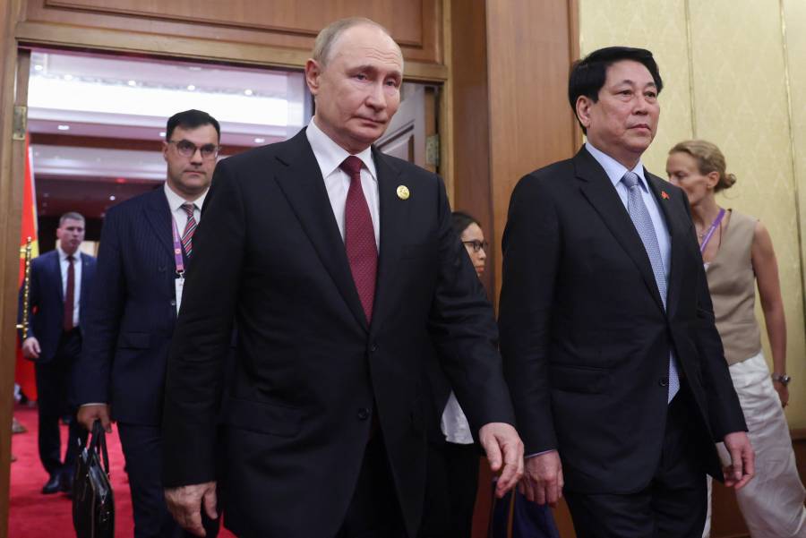 China exhibe su poderío militar con un gran desfile en Pekín en presencia de Putin y Kim Jong Un