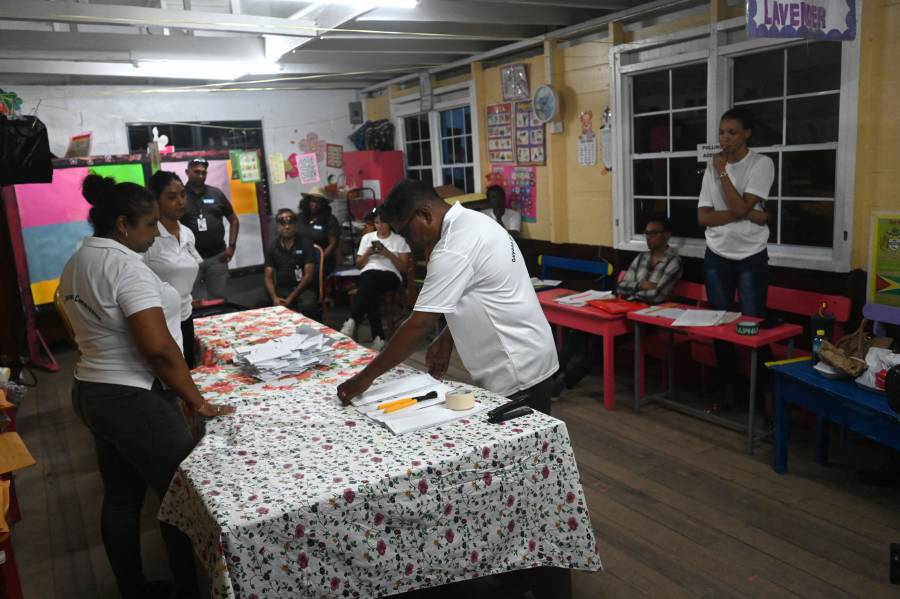Presidente de Guyana promete 