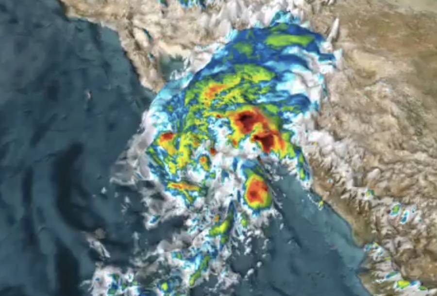 Lorena se degrada a tormenta tropical y se aleja de la costa de Baja California Sur