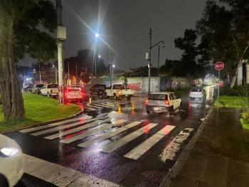 GobCDMX atiende 51 encharcamientos y 39 &aacute;rboles ca&iacute;dos tras fuertes lluvias