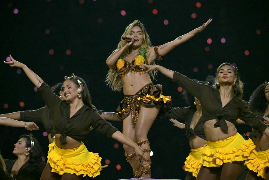 Karol G deslumbra en el show de medio tiempo de la NFL en São Paulo