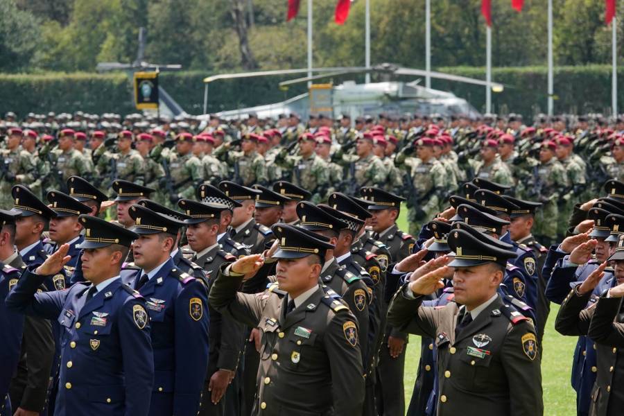 Estado Mayor refrenda lealtad y disciplina en su 202 Aniversario