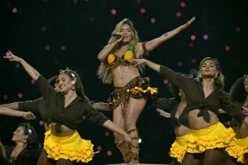 Karol G deslumbra en el show de medio tiempo de la NFL en São Paulo