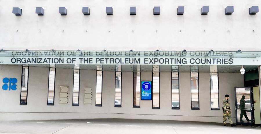 La OPEP+ aumenta du producci&oacute;n de petr&oacute;leo en 137.000 barriles diarios