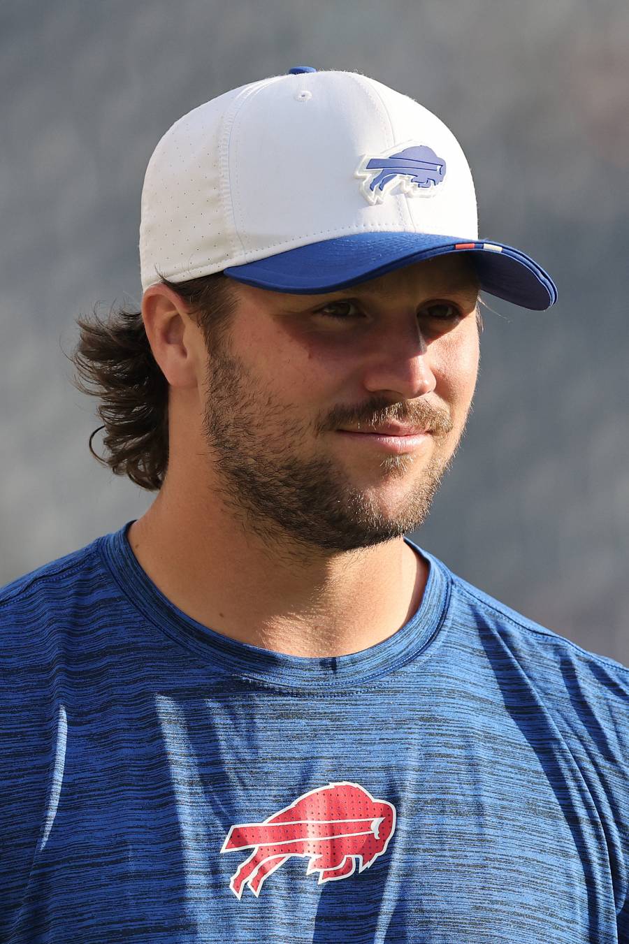 Josh Allen lanza colección de gorras exclusivas en colaboración con New Era y el Hospital Infantil Oishei