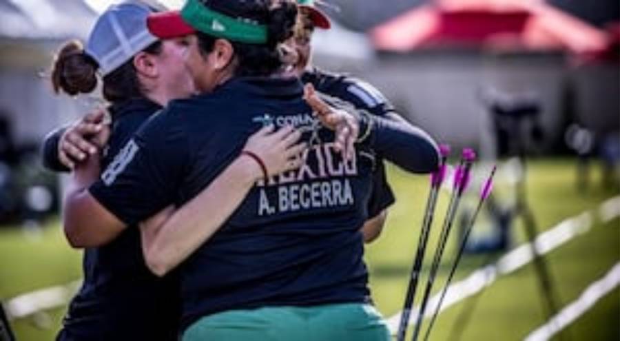 Hist&oacute;rica medalla de oro para arqueras mexicanas en Corea del Sur tras vencer a Estados Unidos
