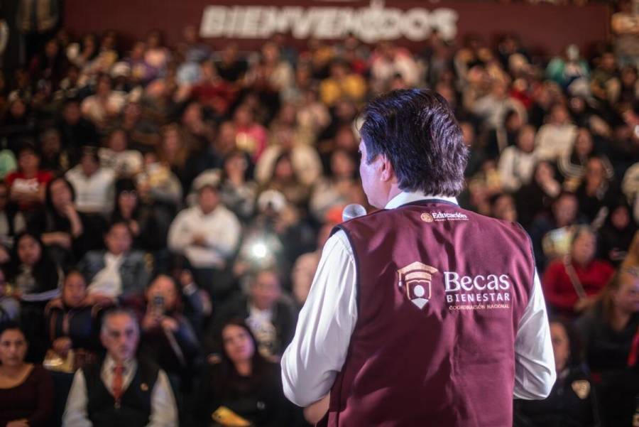 Tenemos la convicción de hacer de la educación el motor principal de la transformación: Mario Delgado