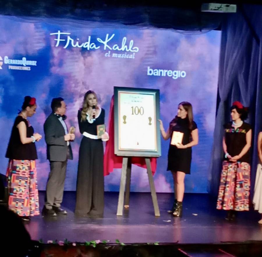 Frida Kahlo, el musical, celebra sus 100 funciones: una ovación al arte y la identidad mexicana