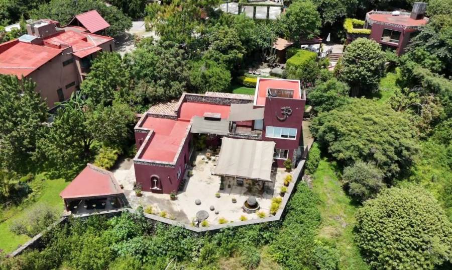 Comuneros de Tepoztl&aacute;n consideran iniciar juicio de restituci&oacute;n contra Fern&aacute;ndez Noro&ntilde;a; decisi&oacute;n se tomar&aacute; en octubre