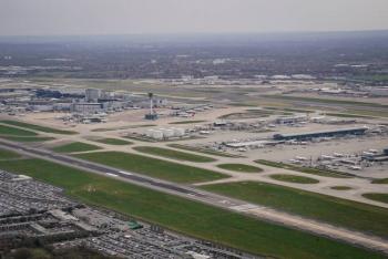 La polic&iacute;a londinense detiene a sospechoso de introducir gas lacrim&oacute;geno en aeropuerto de Heathrow