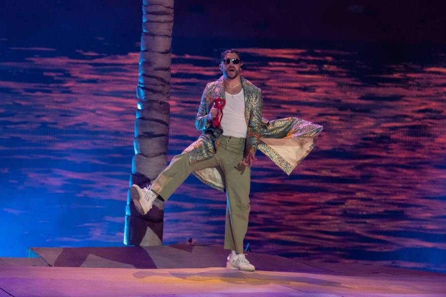 Bad Bunny establece nuevo r&eacute;cord en nominaciones a los premios Billboard Latinos; Fuerza Regida lo sigue de cerca