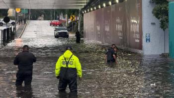 Lluvias en CDMX acumulan 19.8 millones de m³ de agua y provocan encharcamientos y ca&iacute;da de &aacute;rboles
