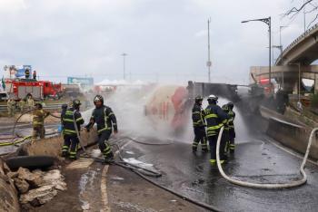 Hasta el momento, cuatro personas fallecidas y 90 heridas tras explosi&oacute;n de pipa en Iztapalapa