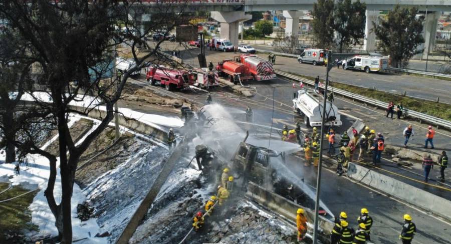 Sube a 6 el número de muertos por explosión de pipa en CDMX