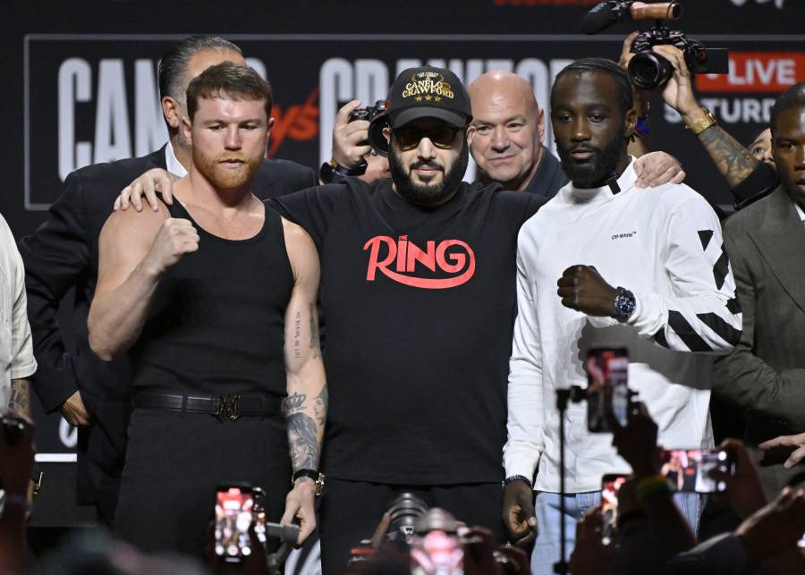 Canelo Álvarez y Crawford cumplen con la báscula para su pelea en Las Vegas