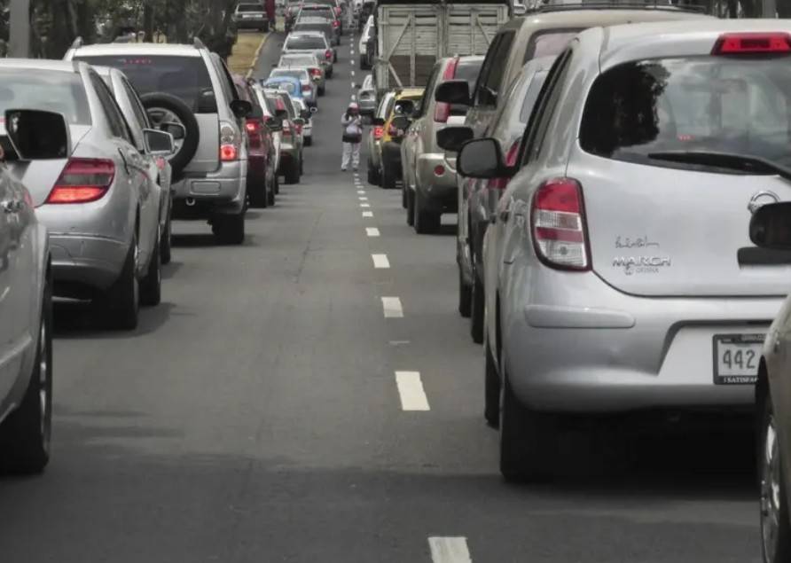 Hoy No Circula Sabatino 13 de Septiembre de 2025: ¿Qué Autos No Circulan en CDMX y Edomex?