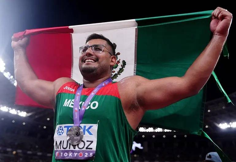 Uziel Muñoz gana histórica medalla de plata para México en el Mundial de Atletismo en Tokio