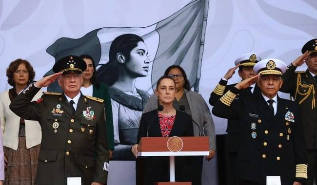 Sheinbaum encabeza ceremonia por el 178 Aniversario de la Gesta Heroica de los Niños Héroes en el Altar a la Patria