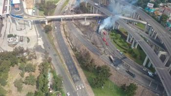 Fiscal&iacute;a de CDMX descarta baches en explosi&oacute;n de pipa de gas en Puente de la Concordia