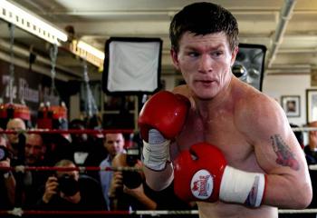 Fallece a los 46 a&ntilde;os el excampe&oacute;n brit&aacute;nico de boxeo Ricky Hatton