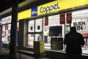 Fallece una persona lesionada tras incendio en tienda Coppel de Veracruz