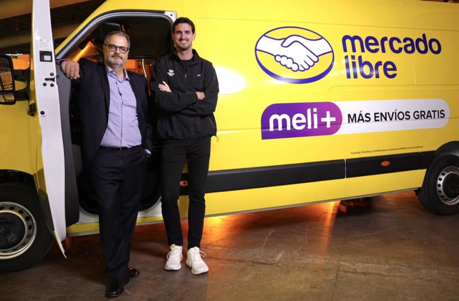 Renault y Mercado Libre impulsan la movilidad del e-commerce en México con la incorporación de 411 nuevas vans
