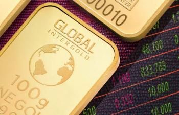 Oro sube tras expectativa de recortes de tasas en Estados Unidos
